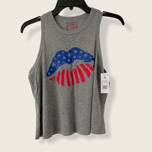 🎉✌🏼Two New Summer Tanks, good for teens.